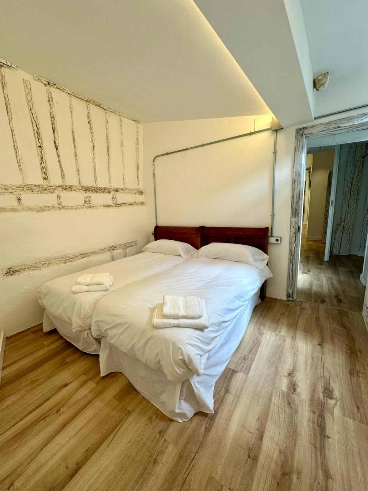 Apartamentos Carolina By Gaiarooms León Exterior foto